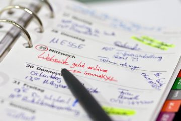 Vollgeschriebener Taschenkalender